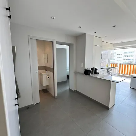 Superbe Vue Garage Privatif Ferme Golfe Juan